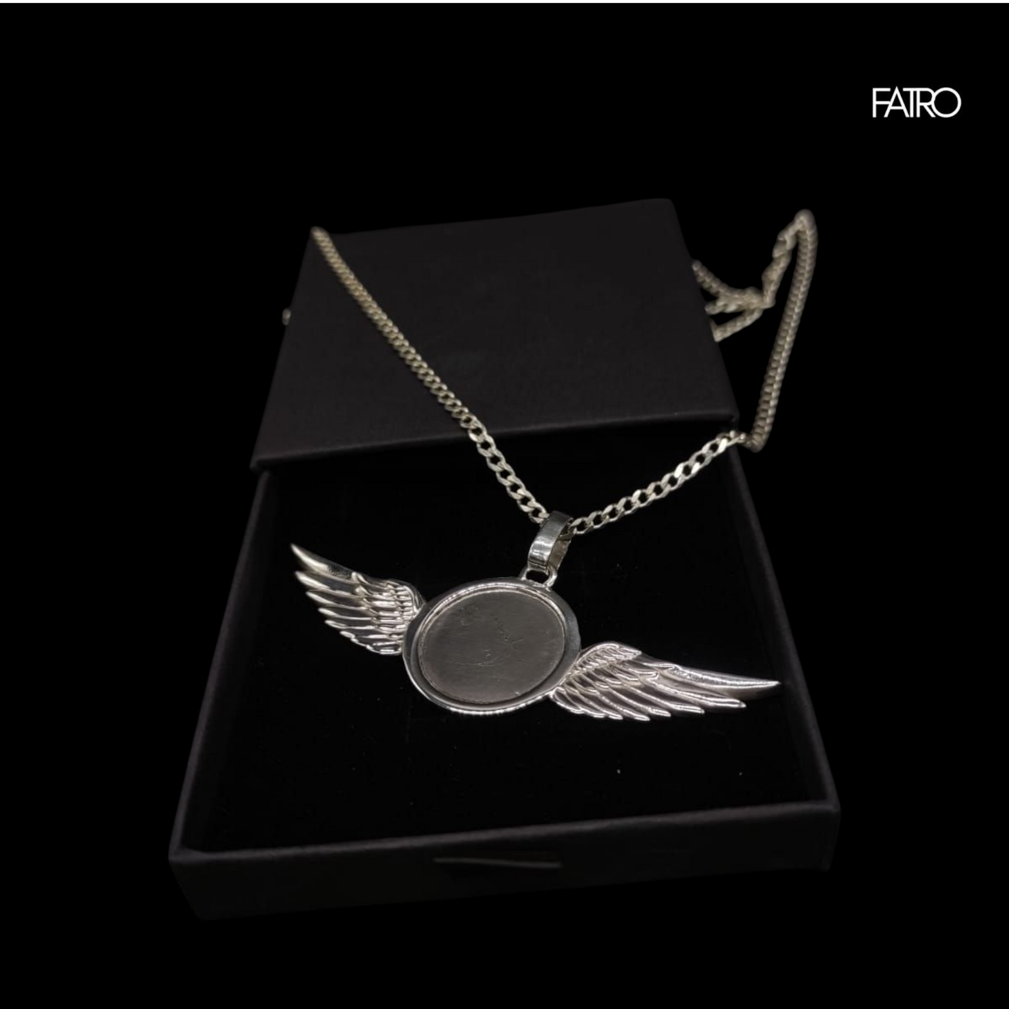 Colgante disco con alas