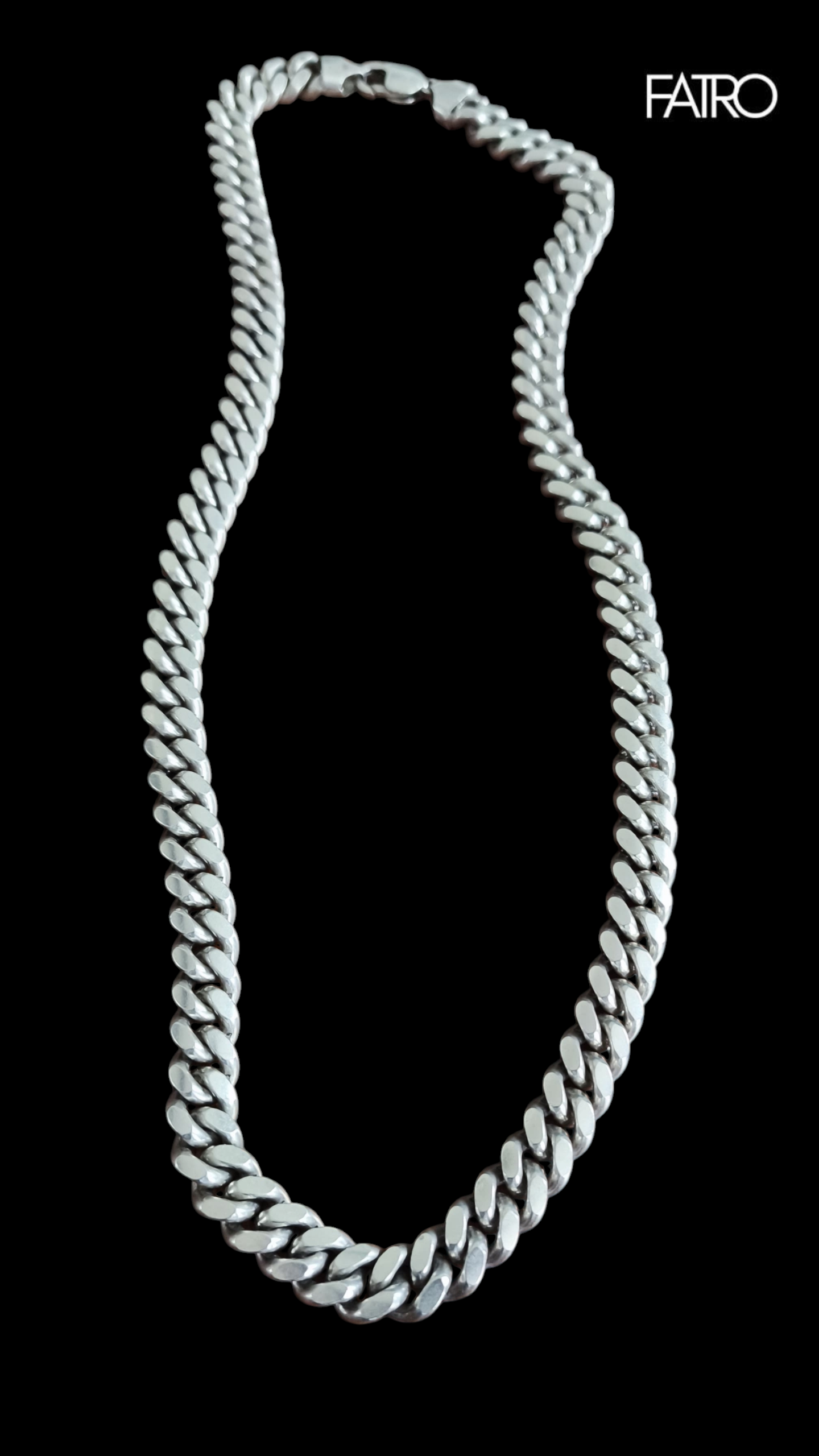 Cadena cubana de plata